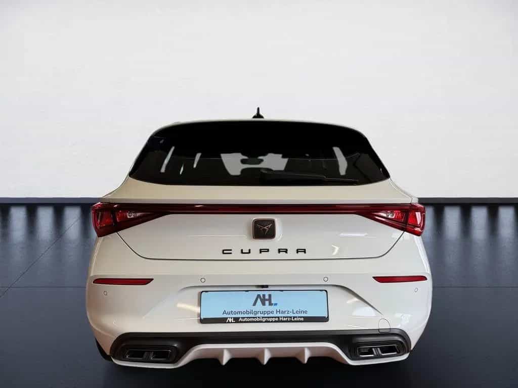 Cupra Leon 1.5 eTSI DSG LED Navi ACC RFK Beats ACC AUT 02/2024-photo-4