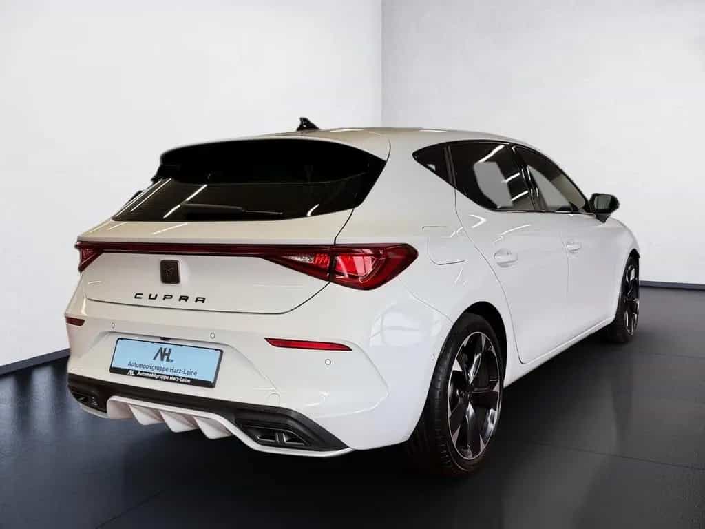Cupra Leon 1.5 eTSI DSG LED Navi ACC RFK Beats ACC AUT 02/2024-photo-5
