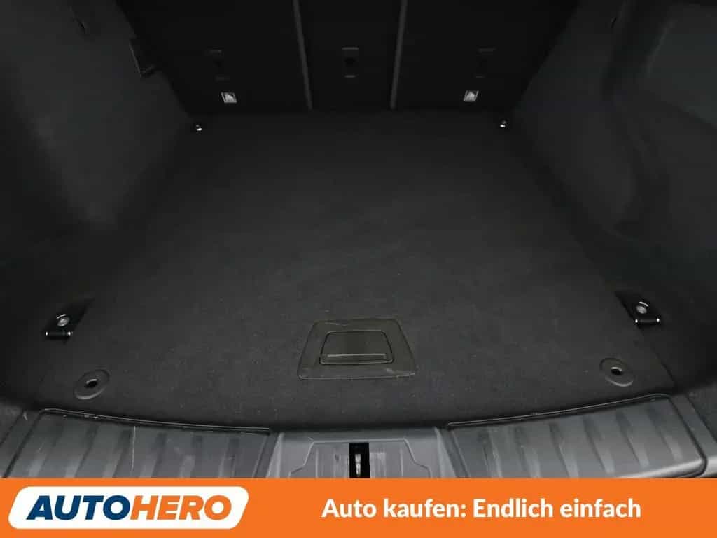 Jaguar F-Pace 20d Prestige AWD Aut.*NAVI*BiXENON*CAM* 06/2017-photo-17