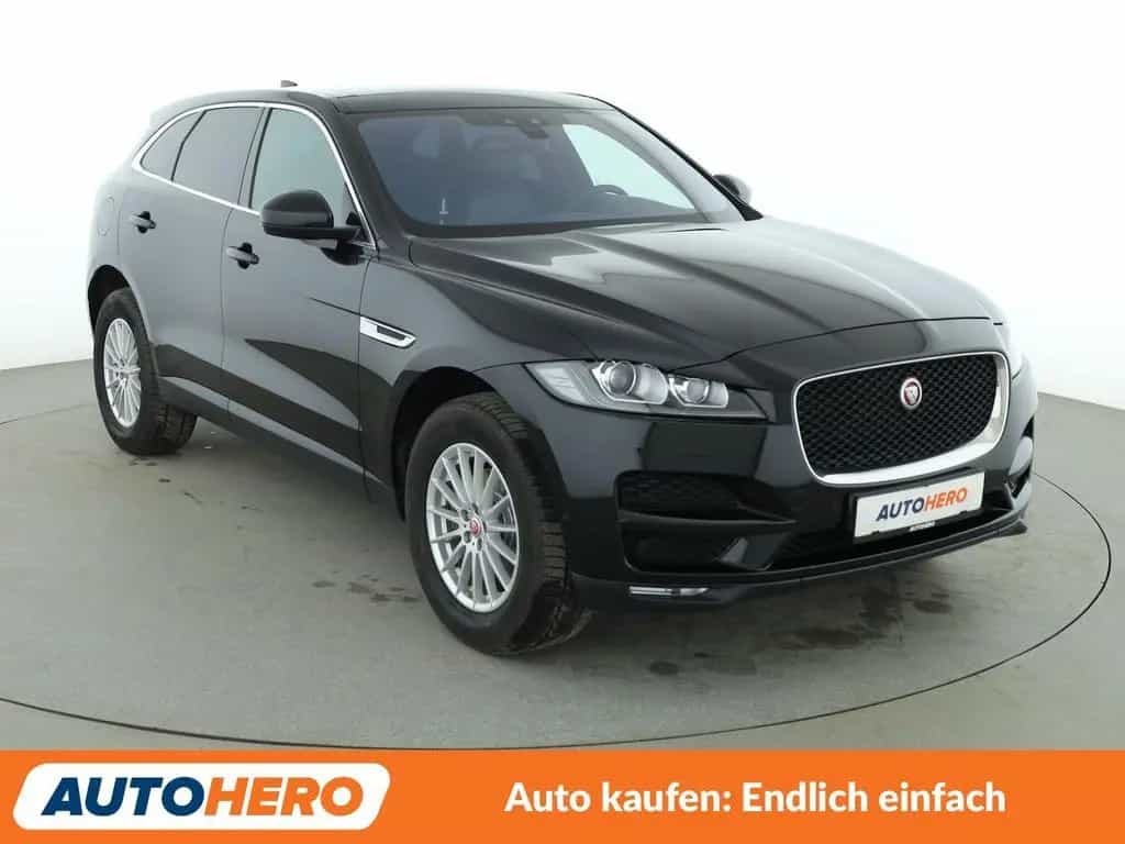 Jaguar F-Pace 20d Prestige AWD Aut.*NAVI*BiXENON*CAM* 06/2017-photo-7