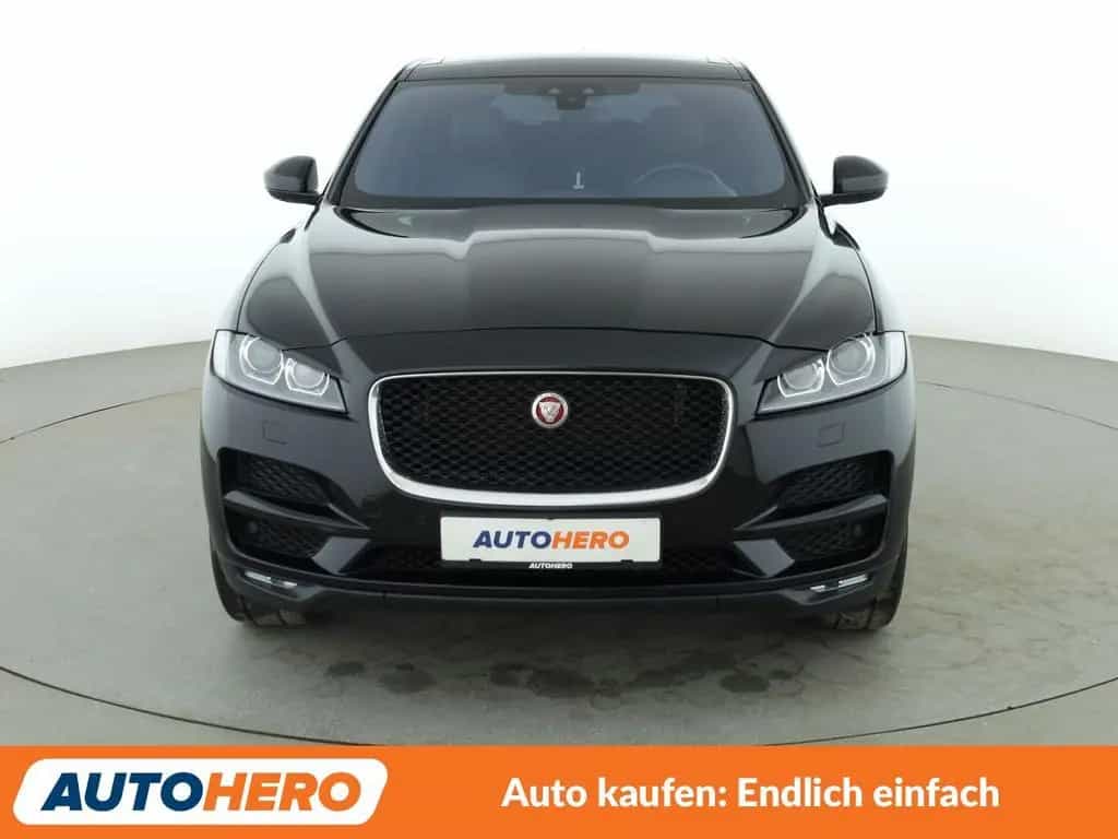 Jaguar F-Pace 20d Prestige AWD Aut.*NAVI*BiXENON*CAM* 06/2017-photo-8