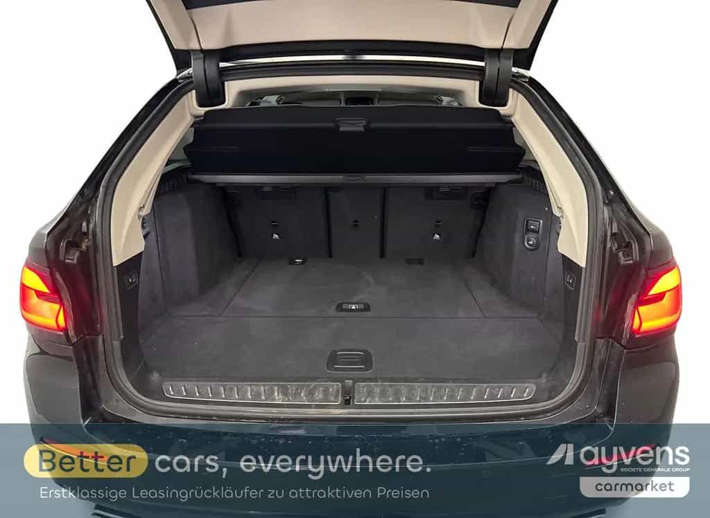 BMW 5 Series 520 520d Touring Aut. 12/2022-photo-5
