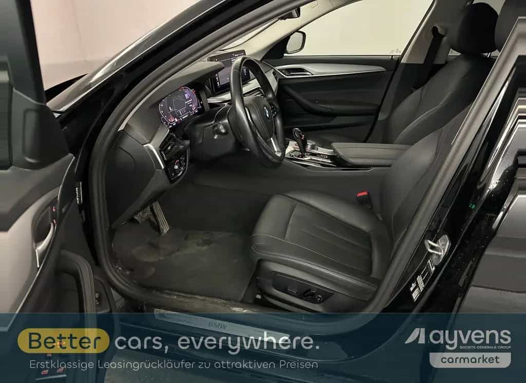 BMW 5 Series 520 520d Touring Aut. 12/2022-photo-8