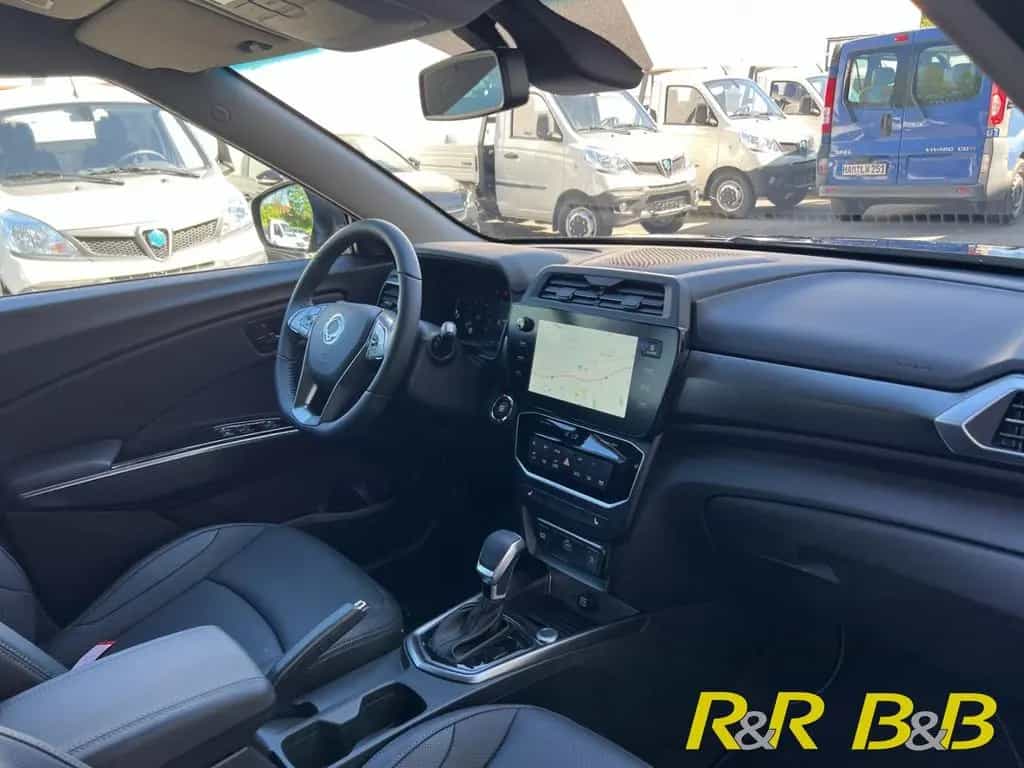 KGM Tivoli Nomad+ 1.5 GDI AT NAVI+CARPLAY+DAB+KLIMA+ null-photo-12