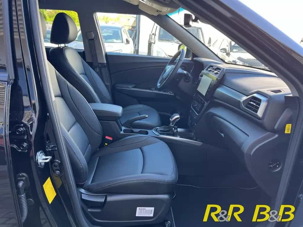 KGM Tivoli Nomad+ 1.5 GDI AT NAVI+CARPLAY+DAB+KLIMA+ null-photo-8