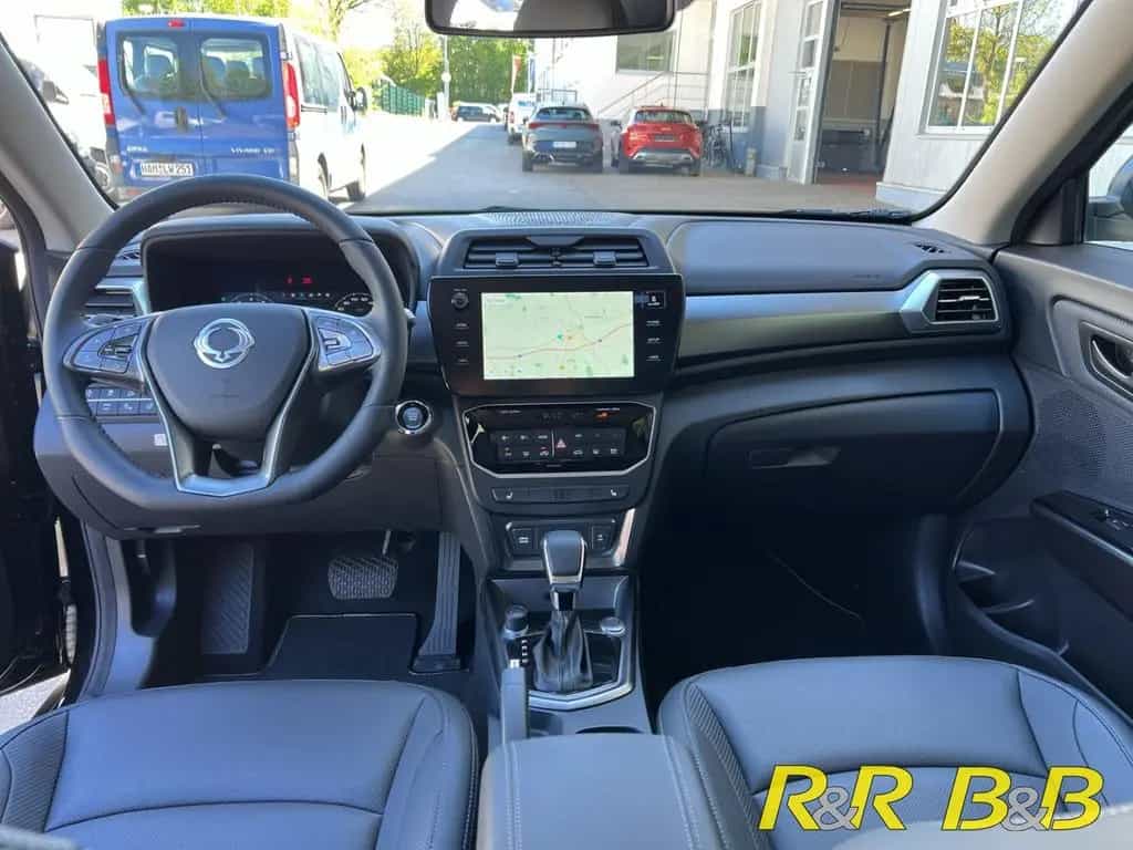 KGM Tivoli Nomad+ 1.5 GDI AT NAVI+CARPLAY+DAB+KLIMA+ null-photo-9