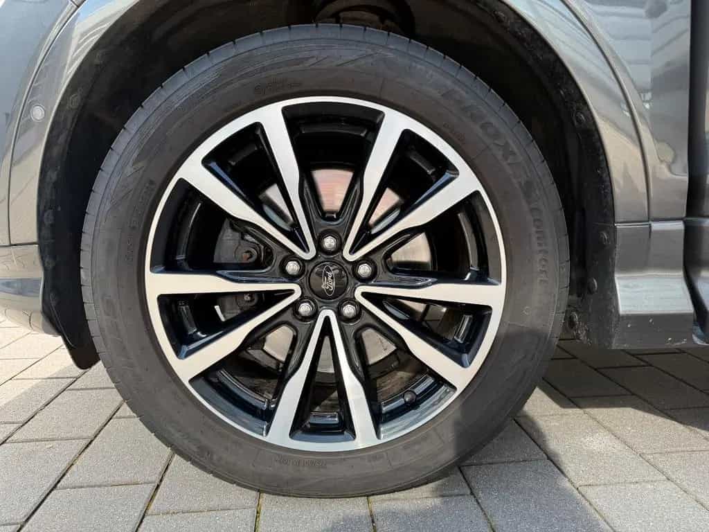 Ford Kuga ST-Line AUTOMATIK AWD AHK RFK PDC 8 FACH 07/2018-photo-3