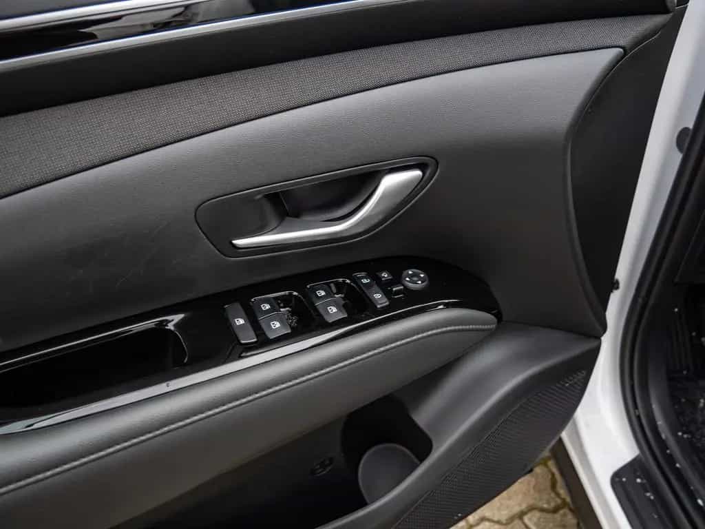 Hyundai TUCSON 1.6 Trend Mild-Hybrid 2WD NAVI ACC LED 12/2023-photo-23