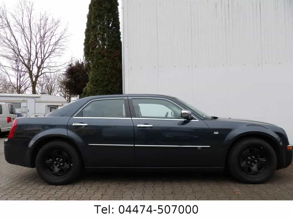 Chrysler 300C "Police Interceptor" Leder ACC Traumzustand 04/2010-photo-9