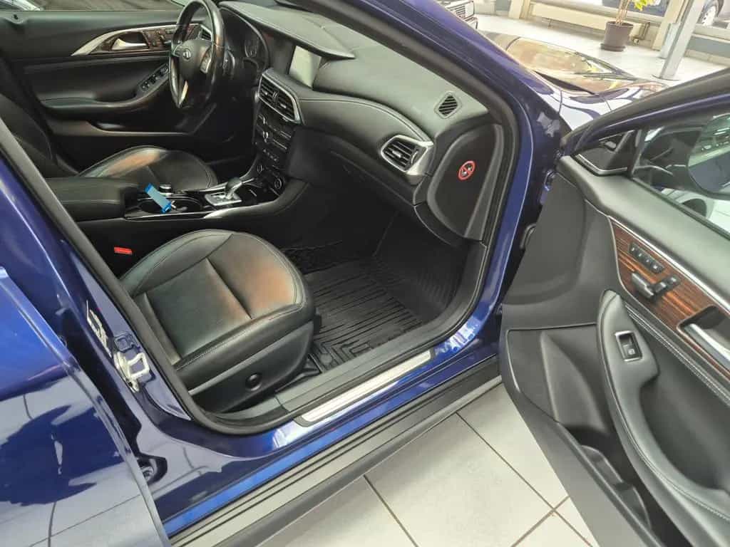 Infiniti QX30 4X4,AHK,PANO,ALU,STANDHZG 11/2016-photo-12