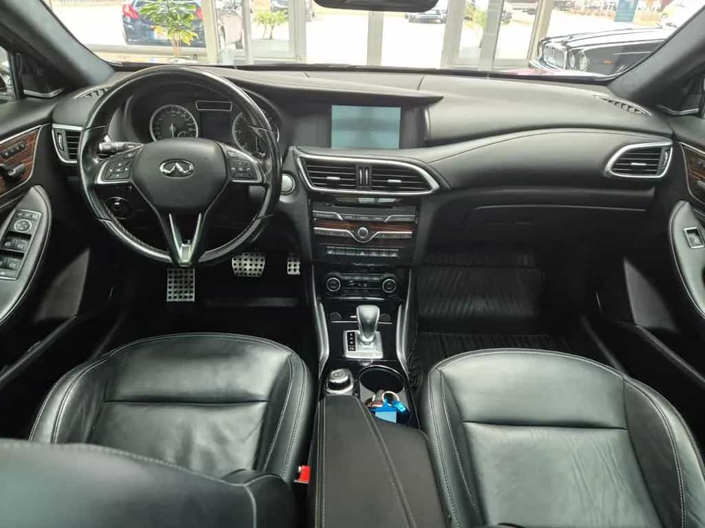 Infiniti QX30 4X4,AHK,PANO,ALU,STANDHZG 11/2016-photo-13