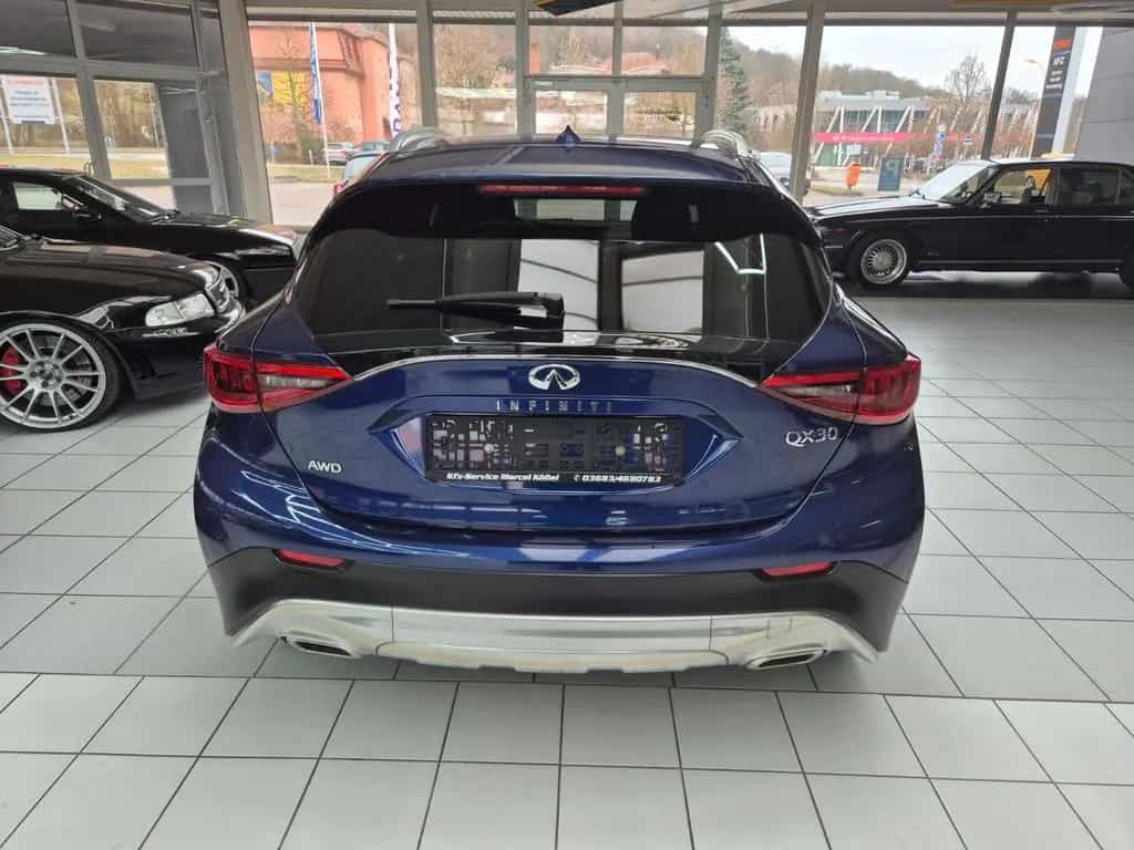 Infiniti QX30 4X4,AHK,PANO,ALU,STANDHZG 11/2016-photo-7