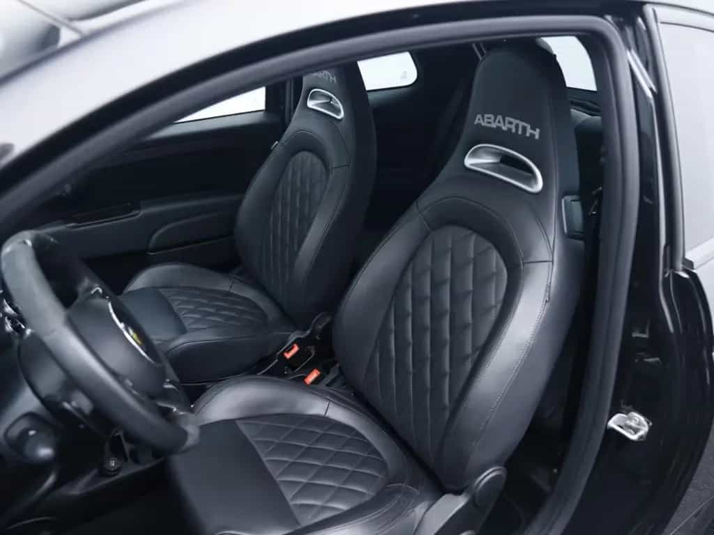 Abarth 695 Turismo 1.4 T-Jet Dualogic 02/2023-photo-11