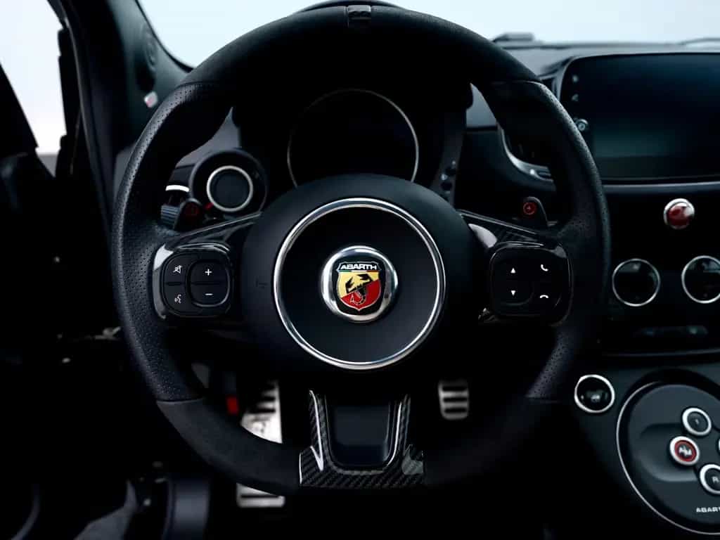 Abarth 695 Turismo 1.4 T-Jet Dualogic 02/2023-photo-12