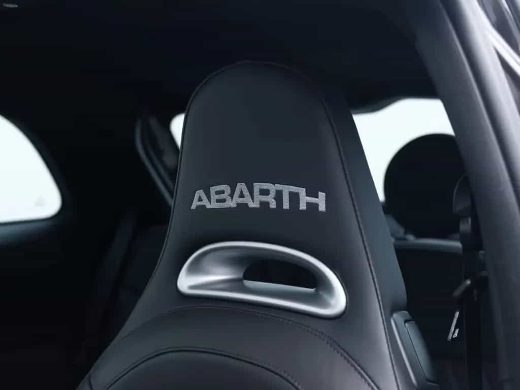 Abarth 695 Turismo 1.4 T-Jet Dualogic 02/2023-photo-13