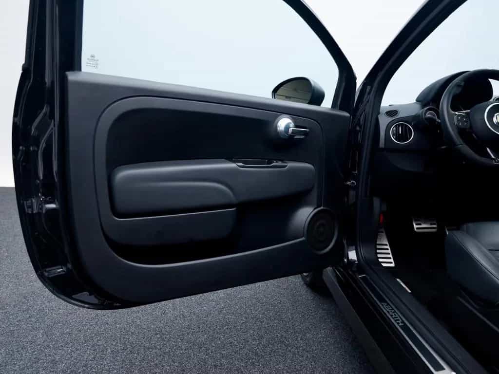 Abarth 695 Turismo 1.4 T-Jet Dualogic 02/2023-photo-26