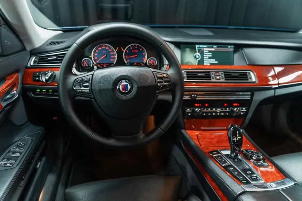 ALPINA B7 /ACC/Night Vision/Massage/HUD/CAM/Full Options 03/2012-photo-11