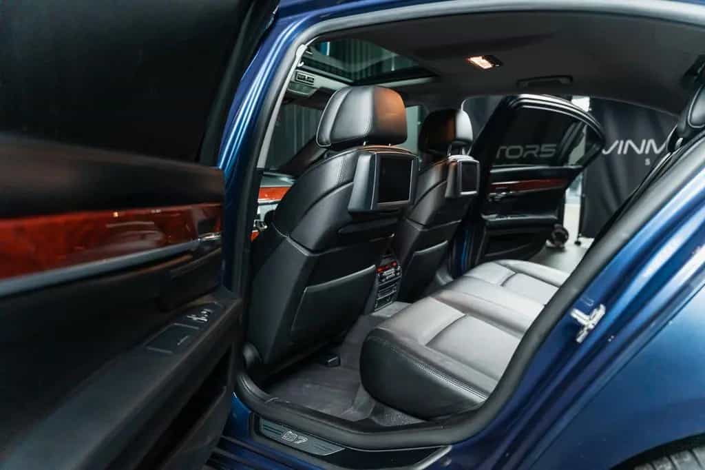 ALPINA B7 /ACC/Night Vision/Massage/HUD/CAM/Full Options 03/2012-photo-29