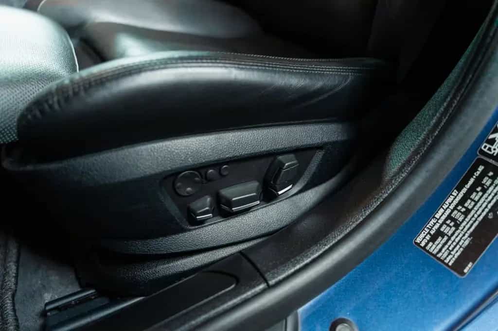 ALPINA B7 /ACC/Night Vision/Massage/HUD/CAM/Full Options 03/2012-photo-9