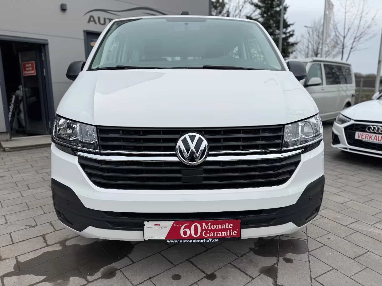 Volkswagen Transporter Multivan 12/2020-photo-1