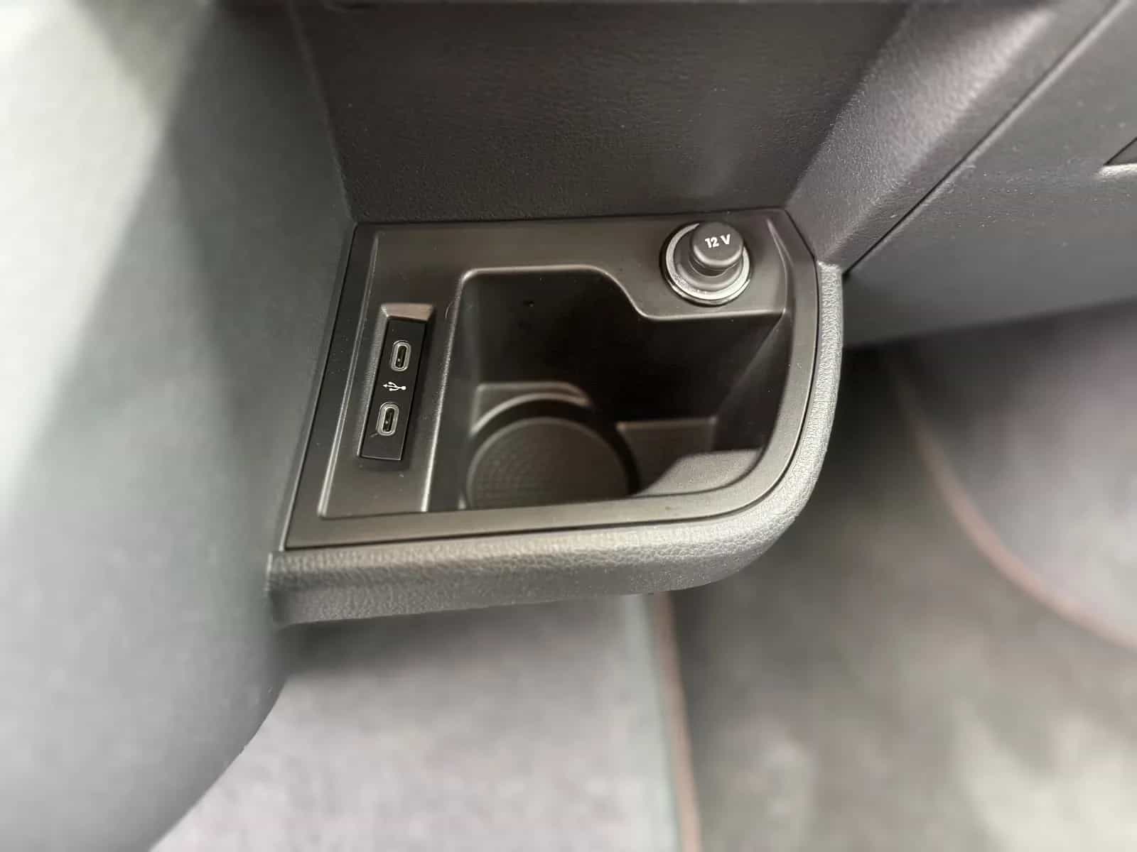 Volkswagen Transporter Multivan 12/2020-photo-16