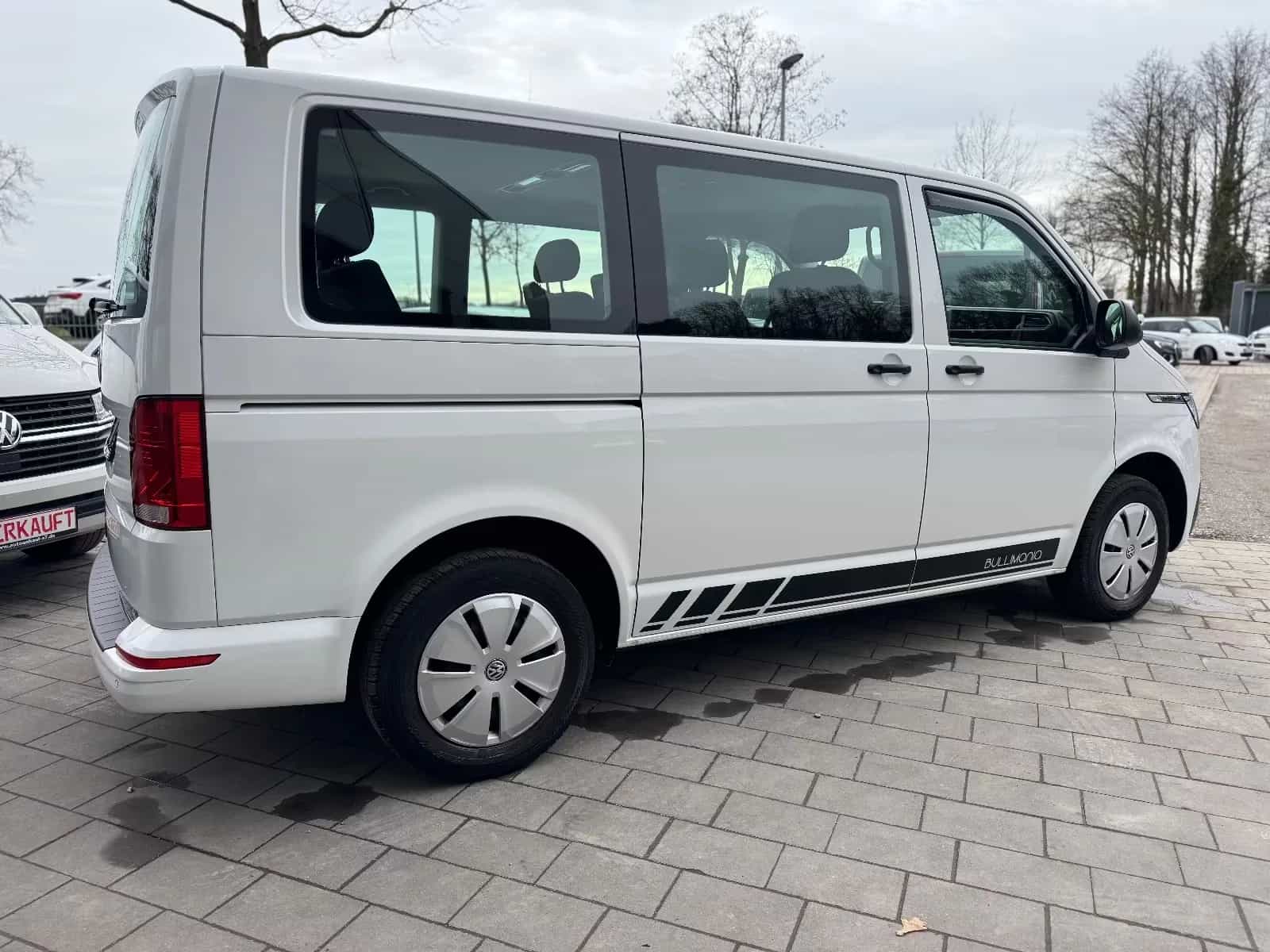 Volkswagen Transporter Multivan 12/2020-photo-4