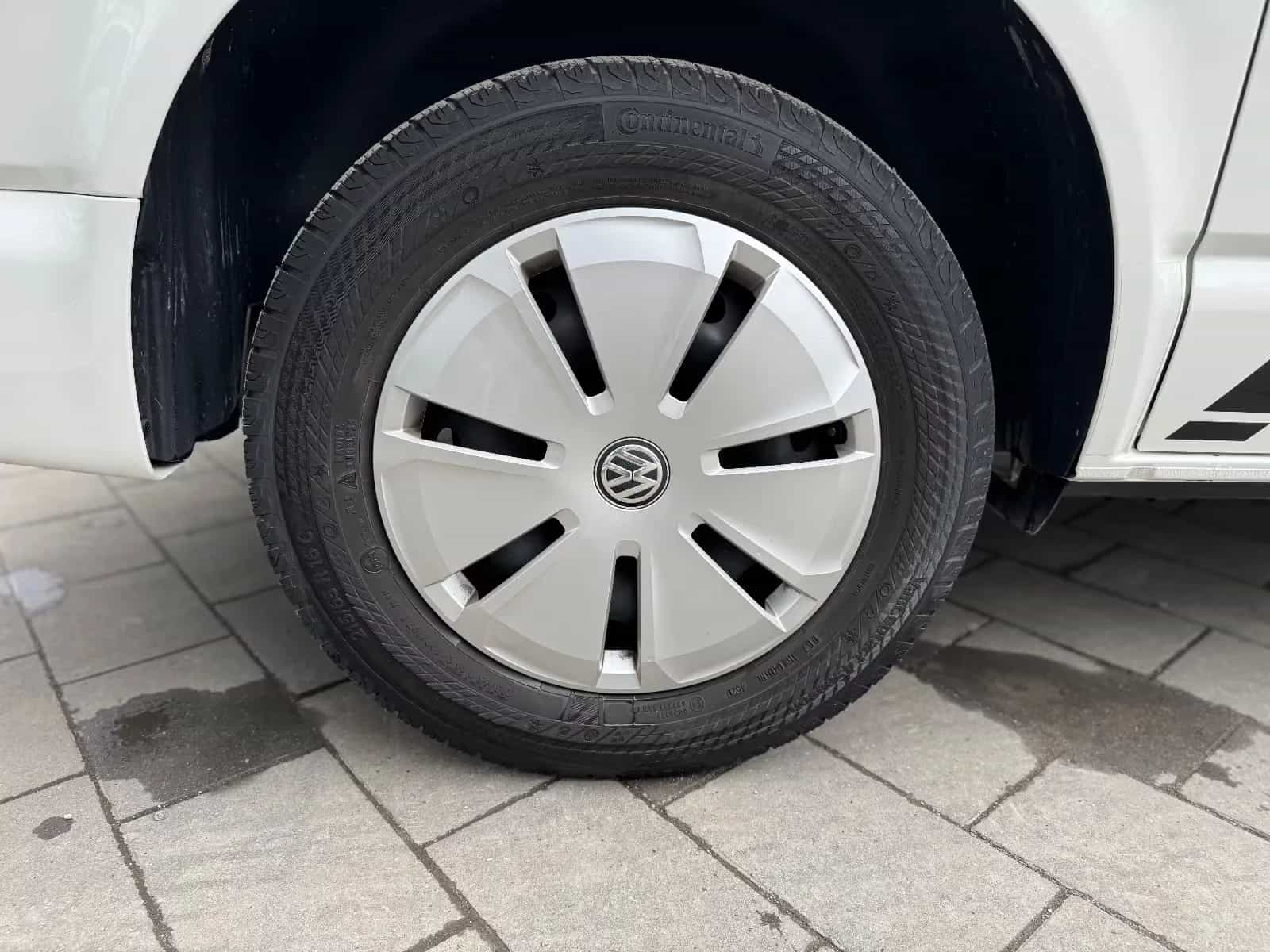 Volkswagen Transporter Multivan 12/2020-photo-7