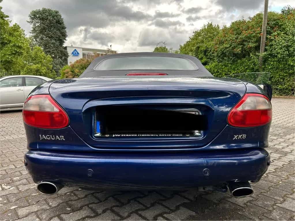 Jaguar XK8 Cabriolet/Rechtslenker TÜV 08.26 09/2000-photo-7