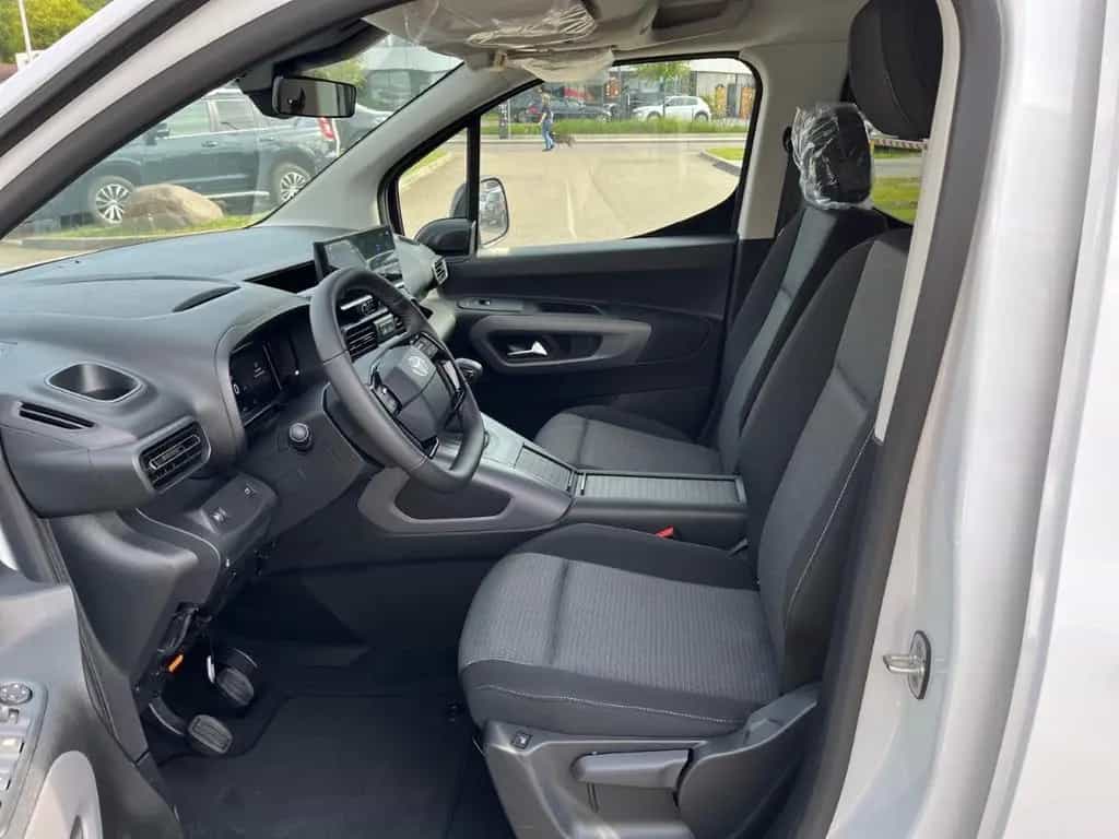 Toyota Proace City Verso L1 Teamplayer 1,2l-Turbo (110 03/2026-photo-11