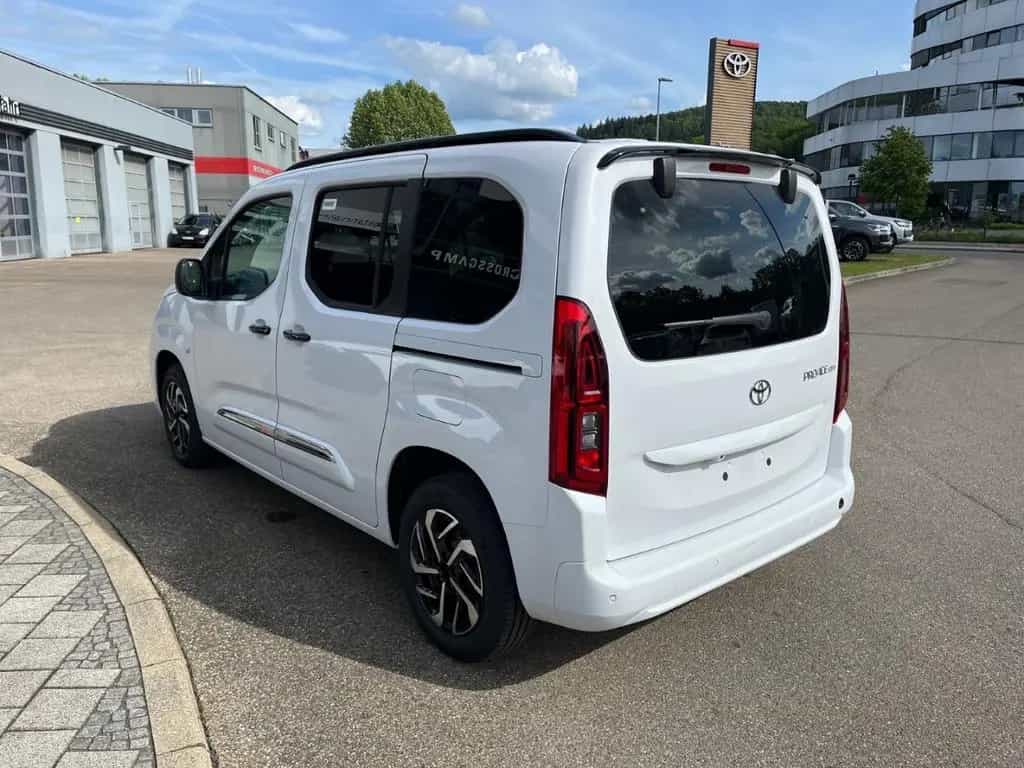 Toyota Proace City Verso L1 Teamplayer 1,2l-Turbo (110 03/2026-photo-4
