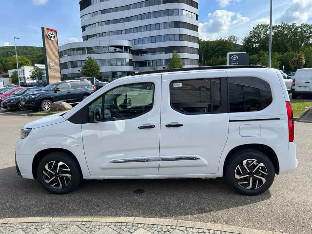 Toyota Proace City Verso L1 Teamplayer 1,2l-Turbo (110 03/2026-photo-5
