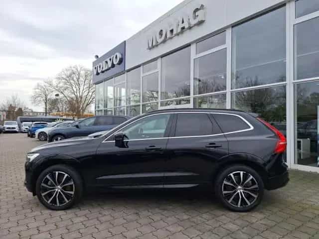 Volvo XC60 Core B4 Diesel AWD *LED*Standheizung* 06/2023-photo-17