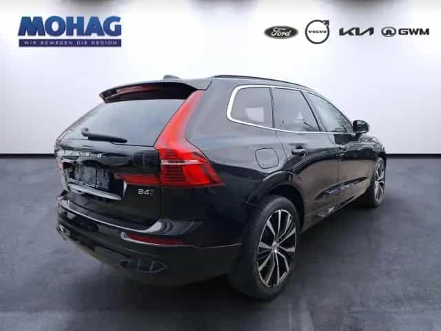 Volvo XC60 Core B4 Diesel AWD *LED*Standheizung* 06/2023-photo-2