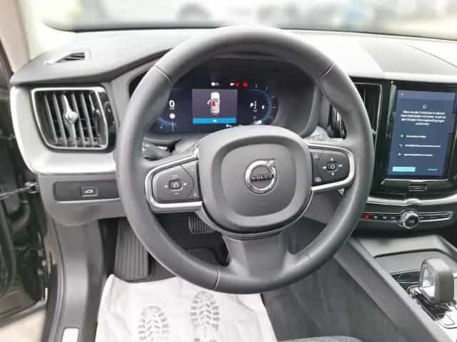 Volvo XC60 Core B4 Diesel AWD *LED*Standheizung* 06/2023-photo-7
