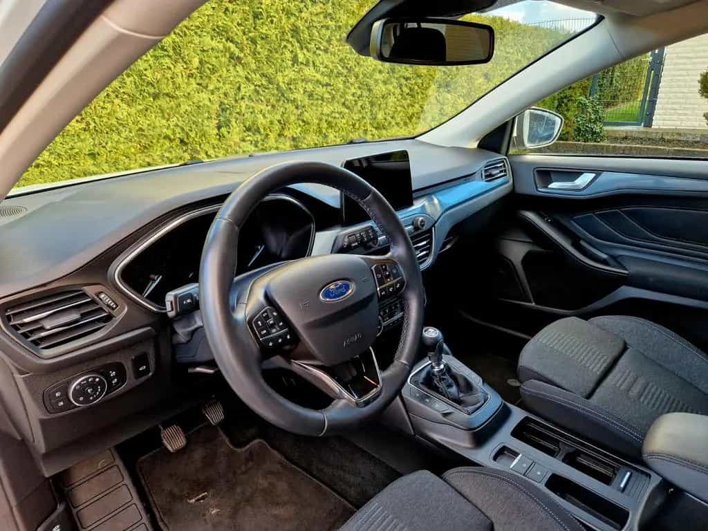 Ford Focus Turnier Active (1.Hand, AHK, LED, Navi) 11/2020-photo-10