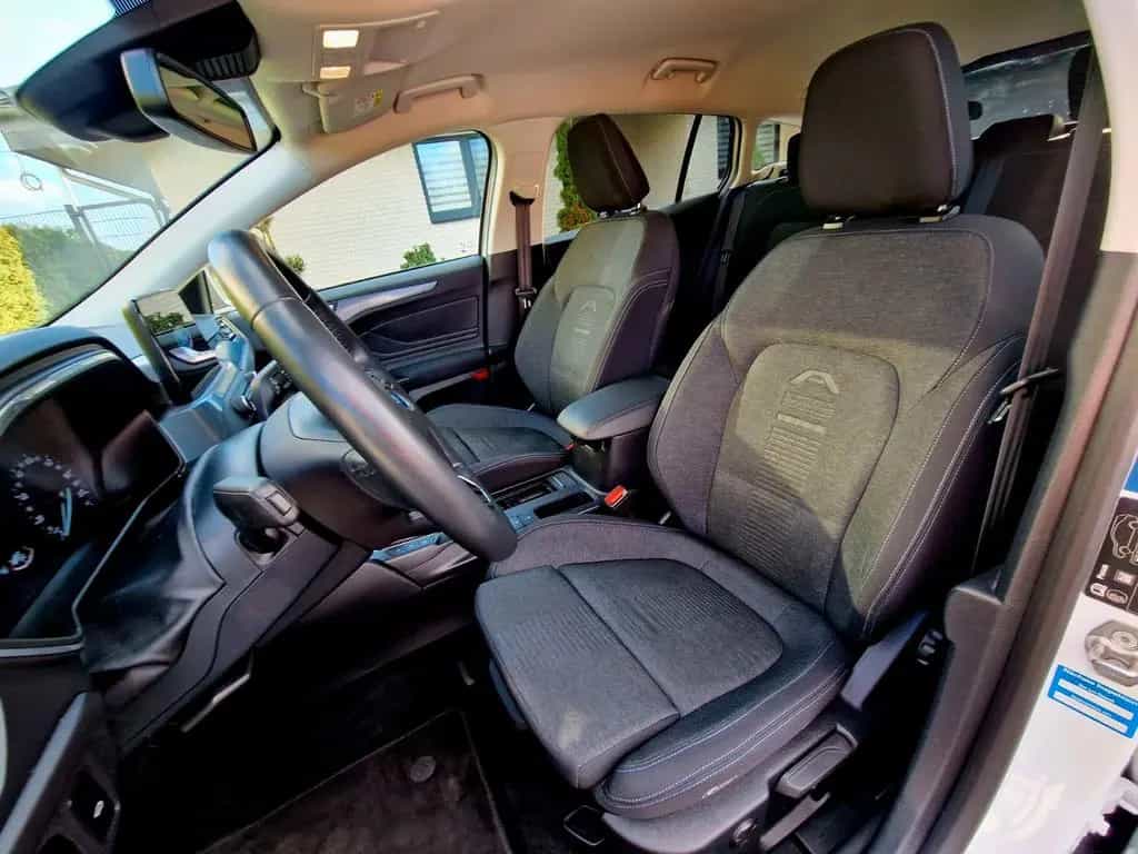 Ford Focus Turnier Active (1.Hand, AHK, LED, Navi) 11/2020-photo-11