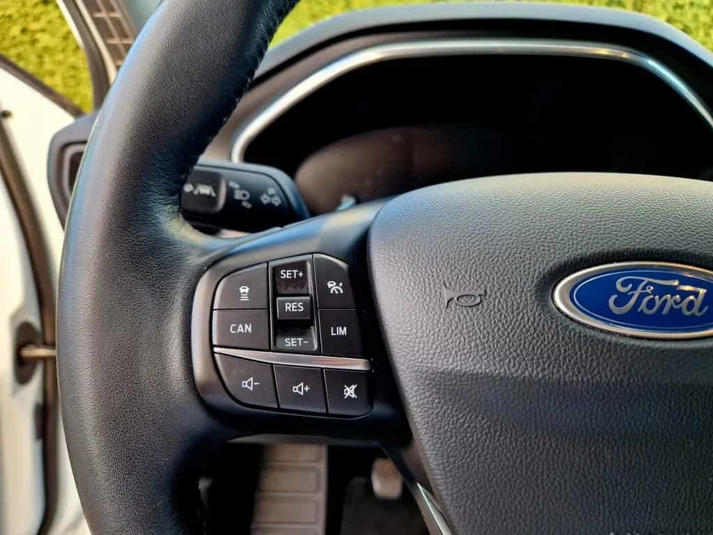 Ford Focus Turnier Active (1.Hand, AHK, LED, Navi) 11/2020-photo-22