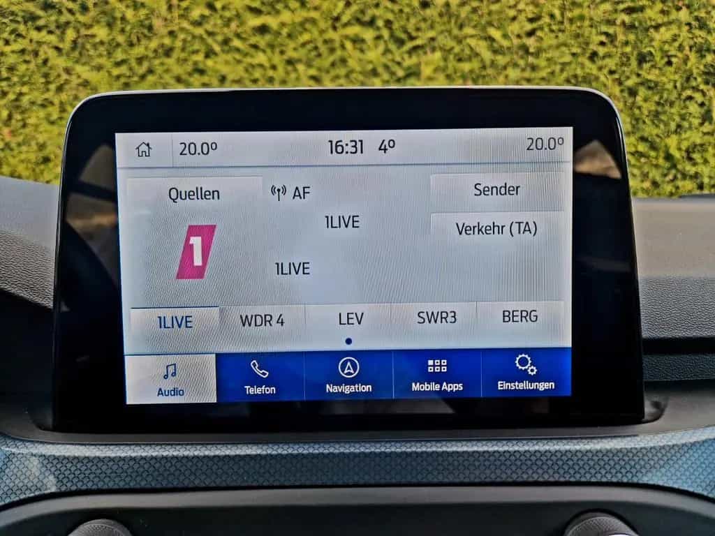 Ford Focus Turnier Active (1.Hand, AHK, LED, Navi) 11/2020-photo-27