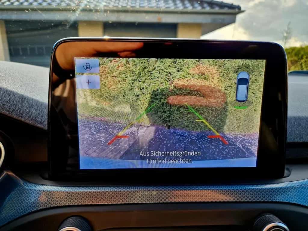 Ford Focus Turnier Active (1.Hand, AHK, LED, Navi) 11/2020-photo-30