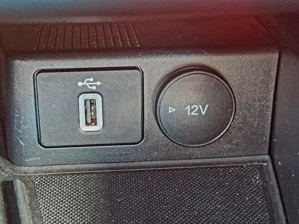 Ford Focus Turnier Active (1.Hand, AHK, LED, Navi) 11/2020-photo-38