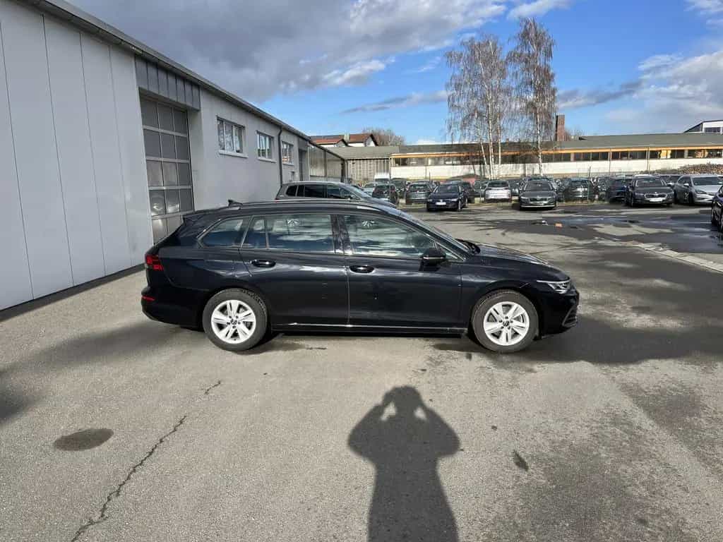 Volkswagen Golf Variant 2.0 TDI Life 138€ m.20% Anz. Navi T 11/2022-photo-4
