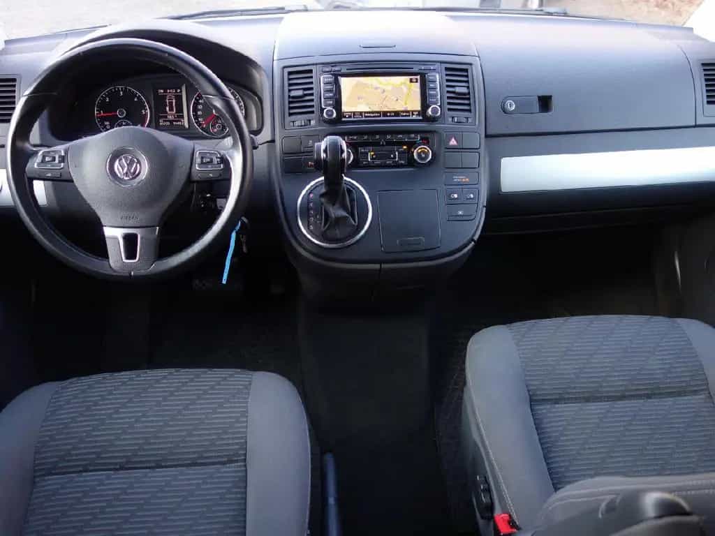 Volkswagen Multivan 12/2014-photo-10
