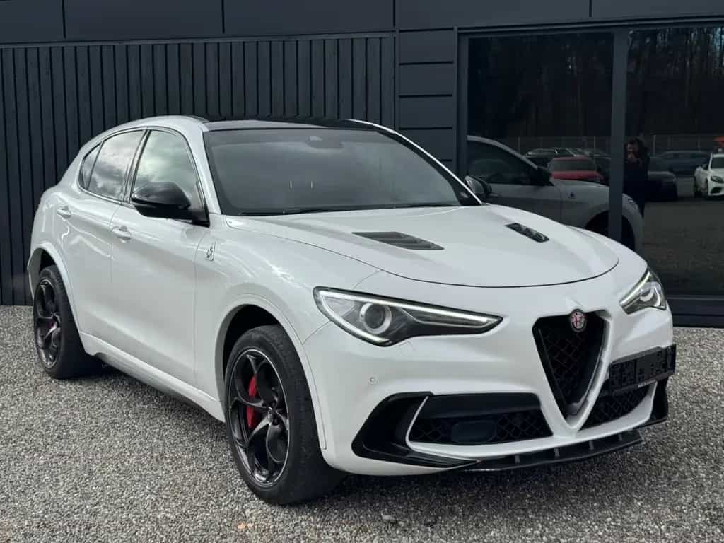 Alfa Romeo Stelvio 2.9 V6 Quadrifoglio Q4*Keramik*Panorama* 04/2018-photo-2