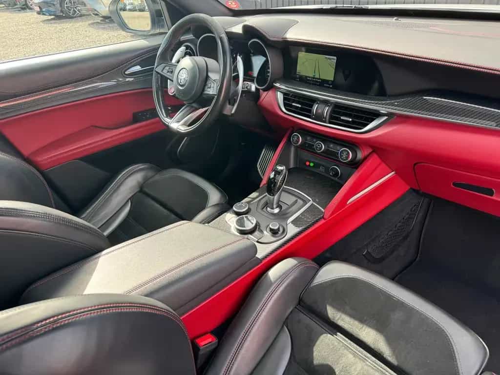 Alfa Romeo Stelvio 2.9 V6 Quadrifoglio Q4*Keramik*Panorama* 04/2018-photo-23
