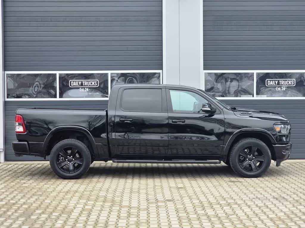 Dodge RAM 1500 5.7 4x4 Bighorn Night Kamera LED PDC 08/2023-photo-13