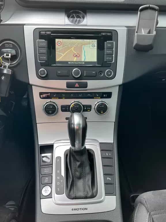 Volkswagen CC 3.6 V6 DSG 4MOTION R-Line Kam Navi Bi-Xenon 03/2015-photo-14