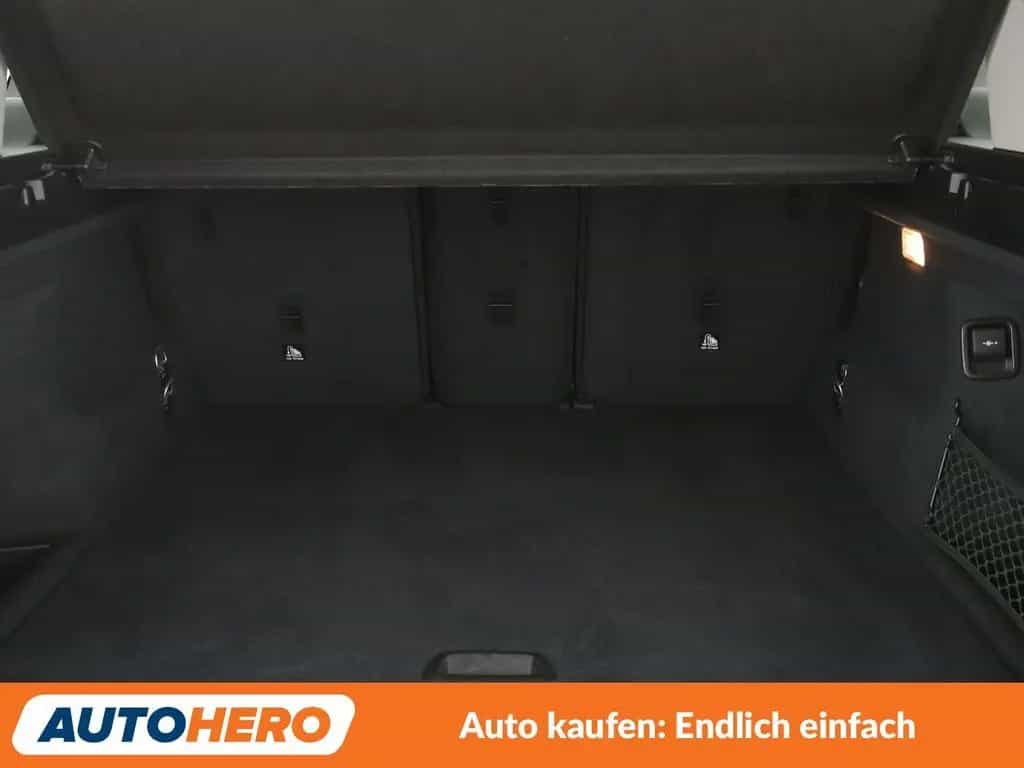 BMW X1 sDrive 18i Advantage*NAVI*TEMPO*PDC*SHZ*KLIMA 12/2019-photo-17