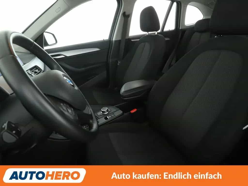 BMW X1 sDrive 18i Advantage*NAVI*TEMPO*PDC*SHZ*KLIMA 12/2019-photo-9