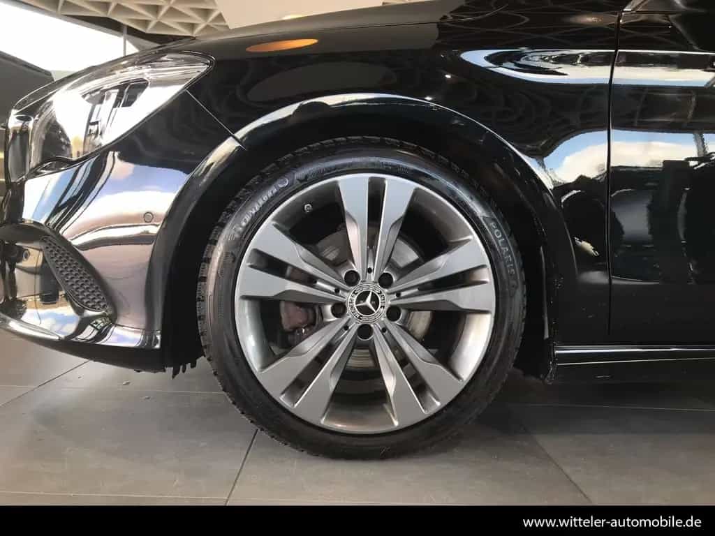Mercedes-Benz CLA 200 Shooting Brake Urban AHK/LED/Navi/Klima 01/2018-photo-13