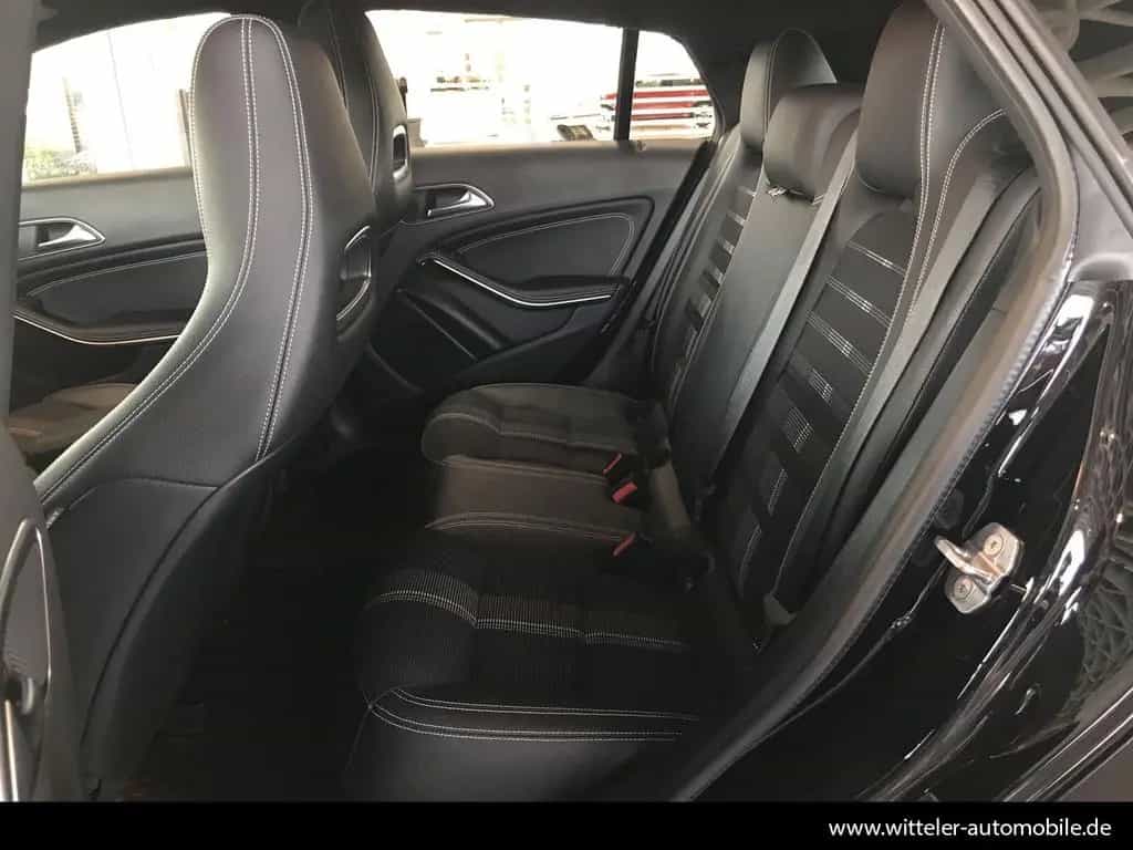 Mercedes-Benz CLA 200 Shooting Brake Urban AHK/LED/Navi/Klima 01/2018-photo-6